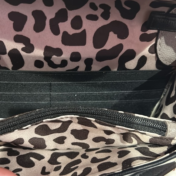 Grays & Black Bow Crossbody/clutch - Picture 9 of 11